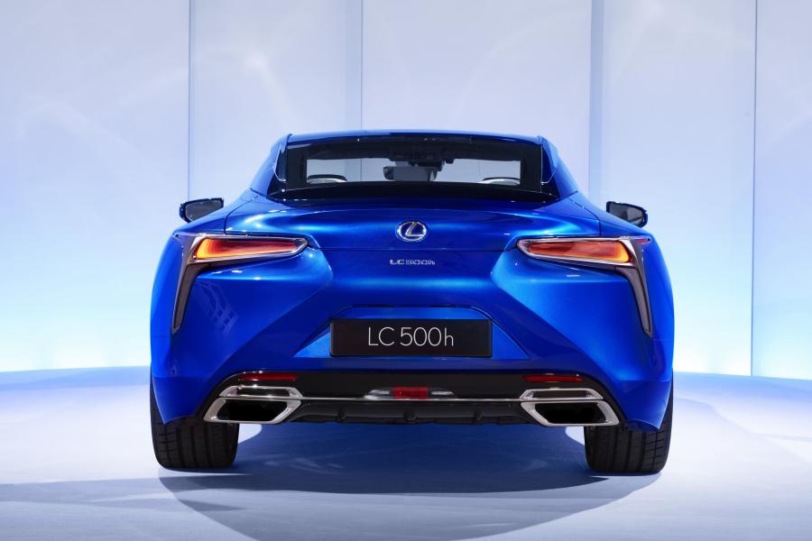  Lexus LC500h 2016 года  (EU) (фото 47 из 79)
